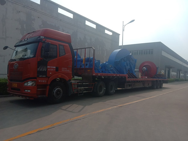 河北任丘風機發(fā)運現場