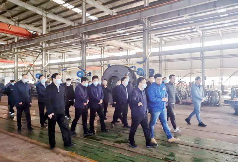 區(qū)領(lǐng)導(dǎo)帶隊觀摩西瑪風(fēng)機自動化智能化改造項目